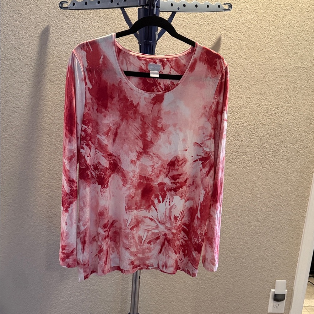 Chico's stretchy rayon spandex pink and White Abstract Blouse. Size 2